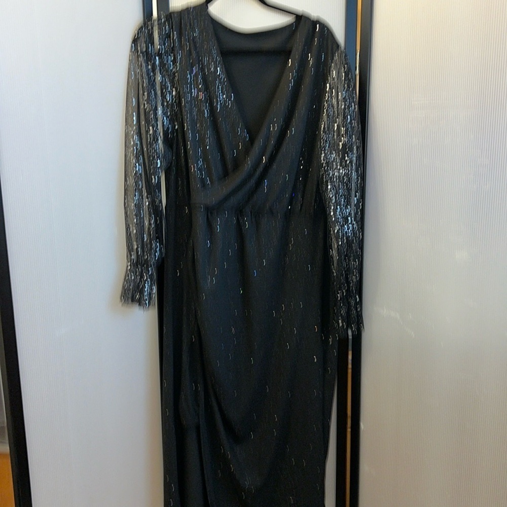 Shein Maxi Dress Black with Silver Sparkles  Six 3 XL